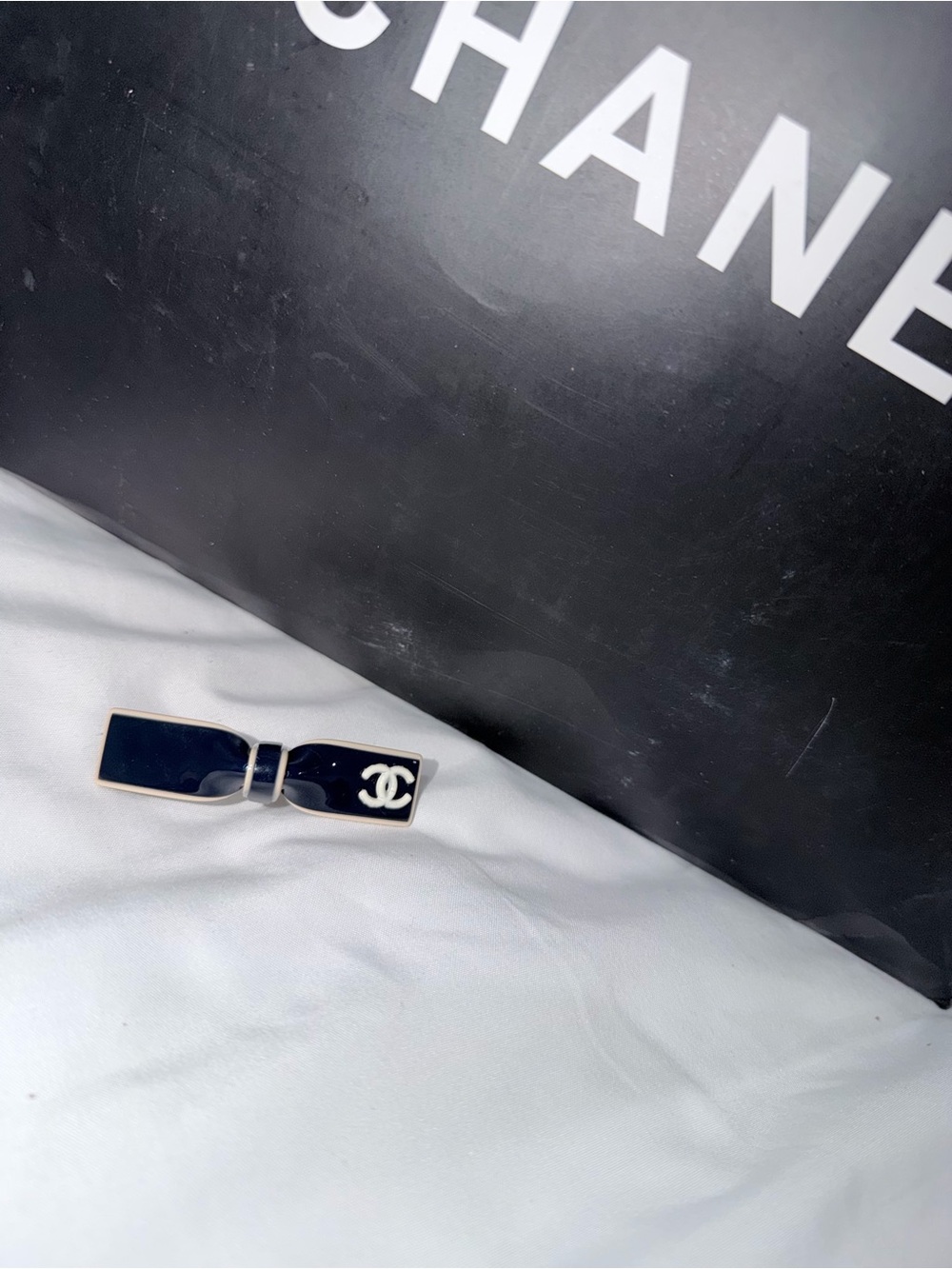 Chanel Navy Enamel Bow Hair Clip